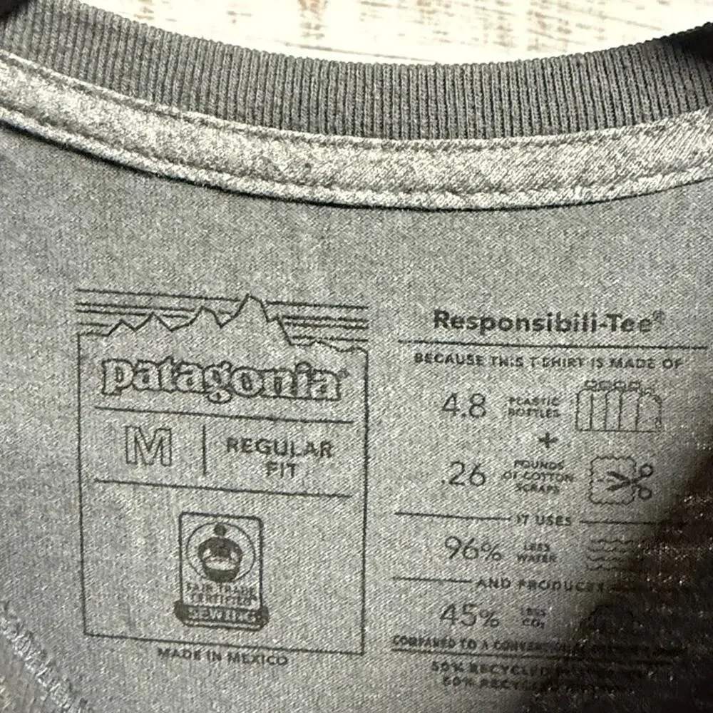 Patagonia Men's Charcoal Long Sleeve Tee Medium